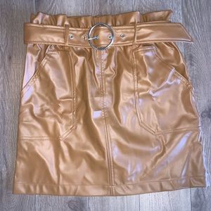 BRAND NEW✨COGNAC FAUX LEATHER SKIRT👗